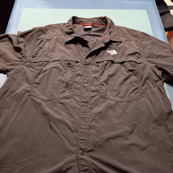 The North Face Men's XXL Nylon Short Sleeve Black Button down Shirt Outdoors - Picture 1 of 8